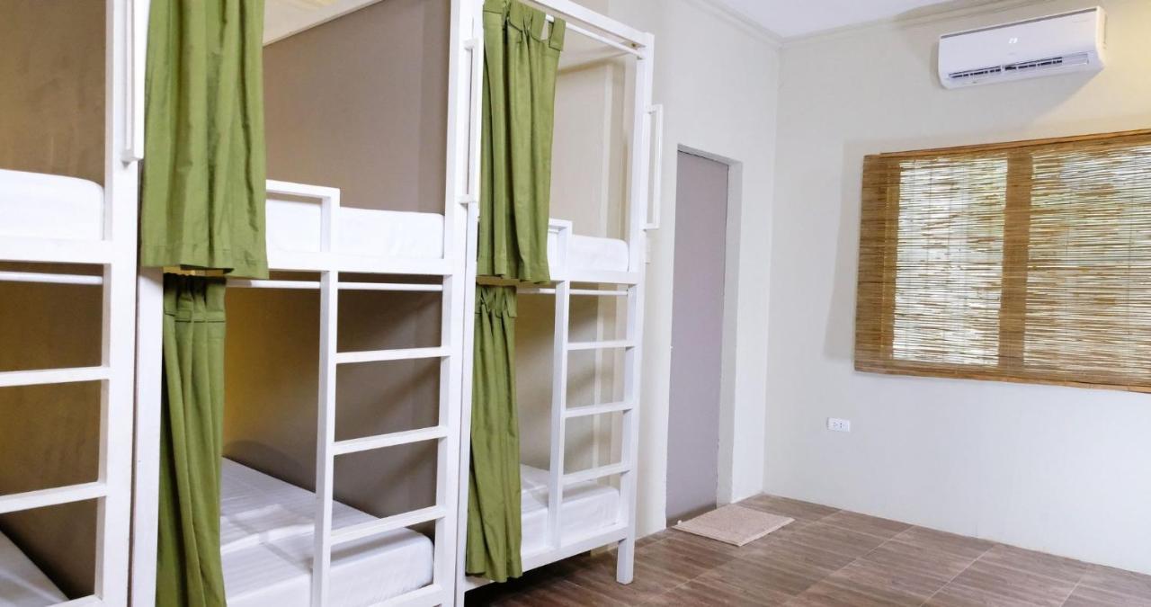 Mad Monkey Siquijor Hostel Εξωτερικό φωτογραφία