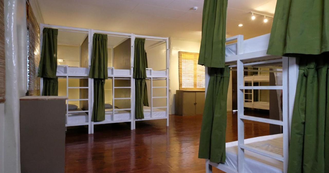 Mad Monkey Siquijor Hostel Εξωτερικό φωτογραφία