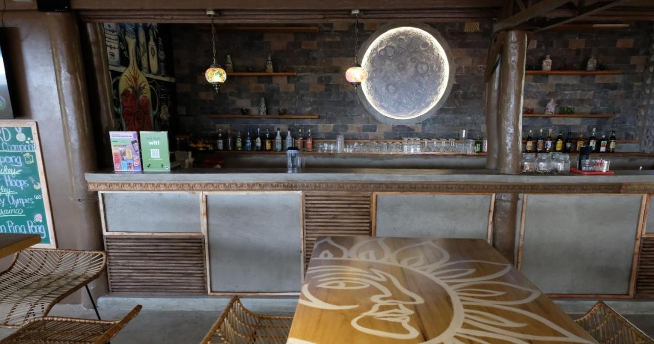 Mad Monkey Siquijor Hostel Εξωτερικό φωτογραφία