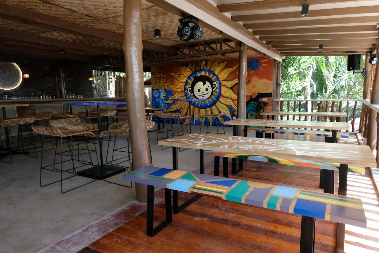 Mad Monkey Siquijor Hostel Εξωτερικό φωτογραφία