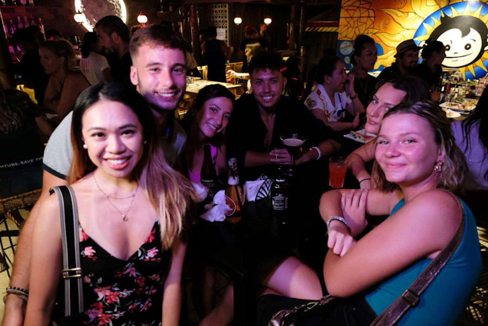 Mad Monkey Siquijor Hostel Εξωτερικό φωτογραφία