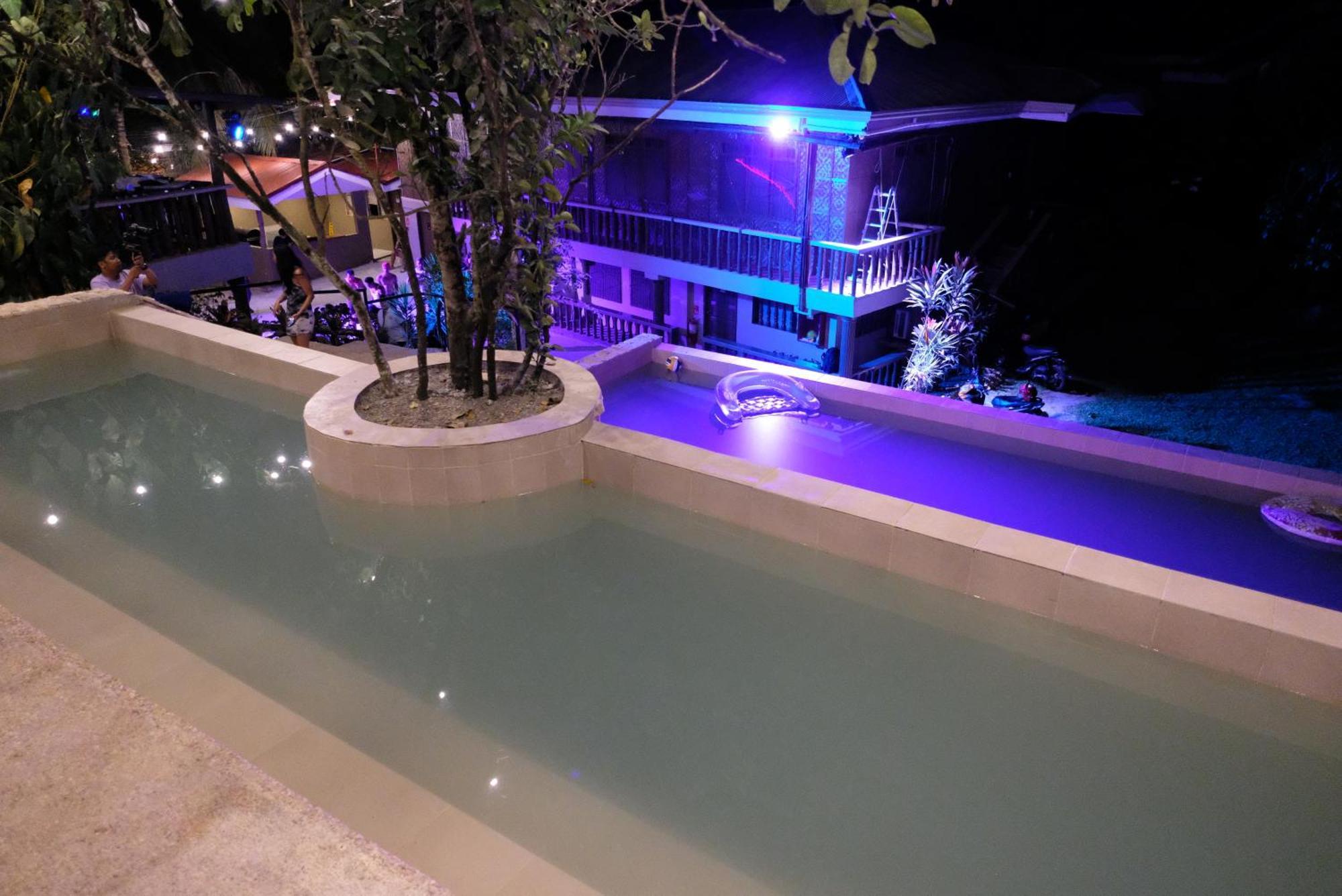 Mad Monkey Siquijor Hostel Εξωτερικό φωτογραφία